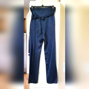 NWT navy blue size large with attached sash/belt for adjustable waist